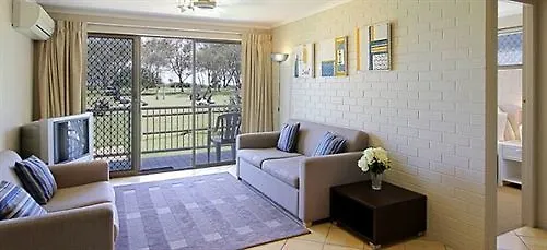 Main Beach Apartments Byron Bay 3*,